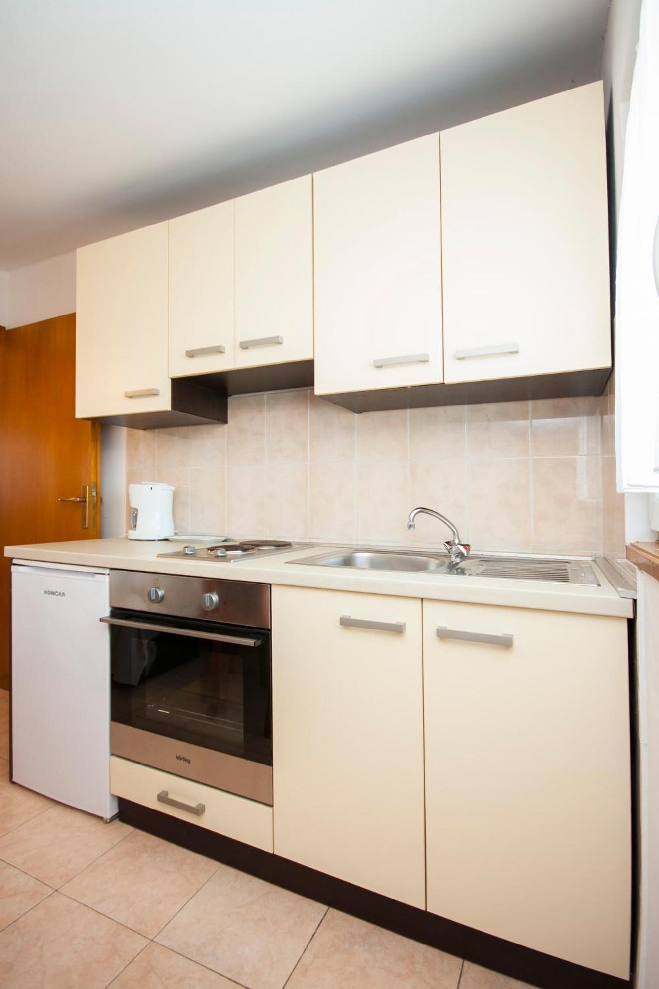 Apartment Petra Brodarica  Rom bilde